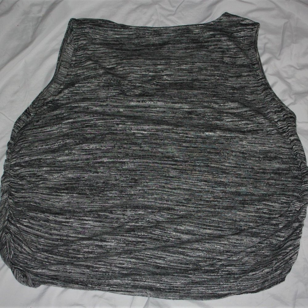 Avenue Sleeveless Top and Cardigan Set - Picture 5 of 8